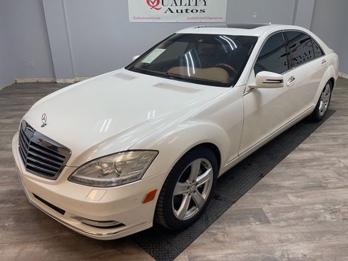Used 2010 Mercedes-Benz S 550 4MATIC image 6