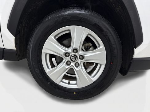Used 2021 Toyota RAV4 XLE FWD image 49