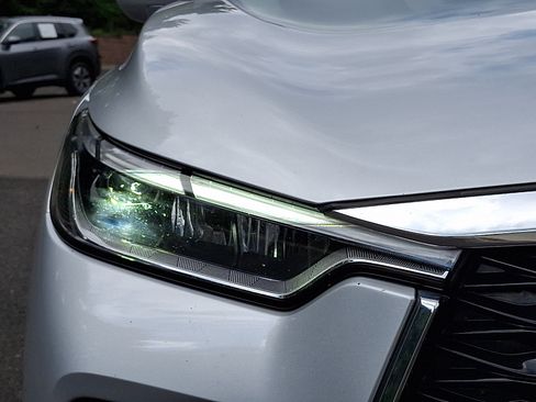Used 2023 INFINITI QX60 Pure AWD/4WD image 9