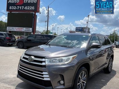 Used 2017 Toyota Highlander XLE