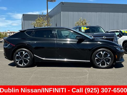 Used 2023 Kia EV6 Wind RWD image 3
