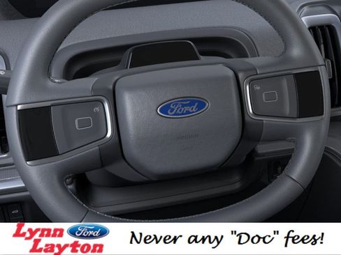 New 2026 Ford Expedition Active image 12