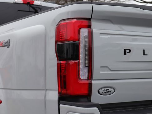 Used 2026 Ford F450 Platinum w/ Platinum Plus Package image 36