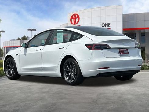 Used 2023 Tesla Model 3 Standard Range RWD image 6