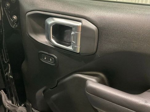 Used 2025 Jeep Wrangler Unlimited Sport S 4xe AWD/4WD image 16