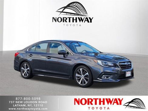 Used 2018 Subaru Legacy 2.5i Limited image 1