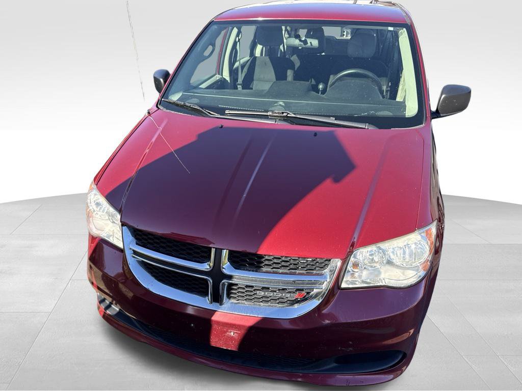 Used 2015 Dodge Grand Caravan American Value Package FWD image 2
