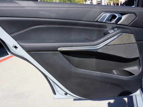 Used 2023 BMW X7 M60i w/ Executive Package image 34