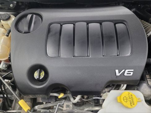 Used 2018 Dodge Journey GT AWD/4WD image 30
