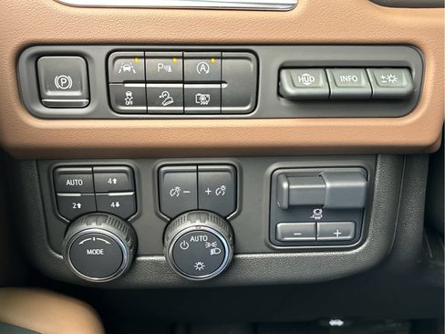 Certified 2024 Chevrolet Tahoe High Country w/ Max Trailering Package image 27