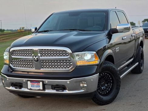Used 2018 RAM 1500 Laramie w/ Convenience Group AWD/4WD image 1