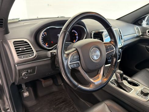 Used 2020 Jeep Grand Cherokee Limited AWD/4WD image 4