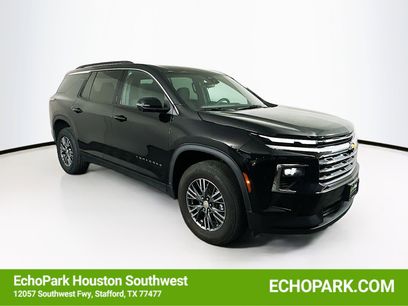 Used 2024 Chevrolet Traverse LT