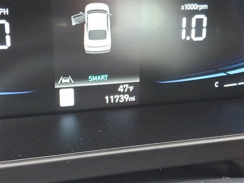 Certified 2025 Hyundai Elantra Sport image 19