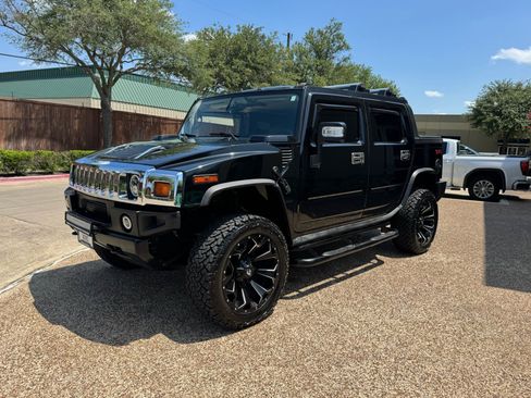 Used 2005 HUMMER H2 SUT w/ Preferred Equipment Group AWD/4WD image 12