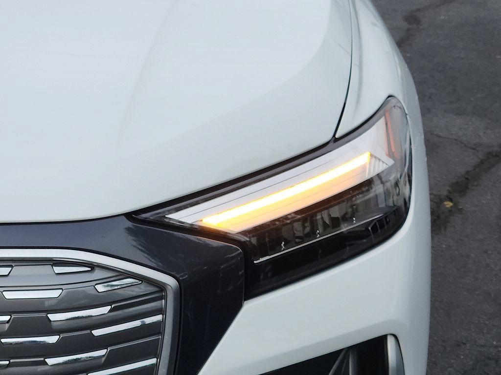 Used 2023 Audi Q4 e-tron Premium Plus w/ Premium Plus AWD/4WD image 15