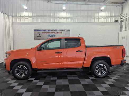 Used 2021 Chevrolet Colorado Z71 w/ Safety Package AWD/4WD image 2