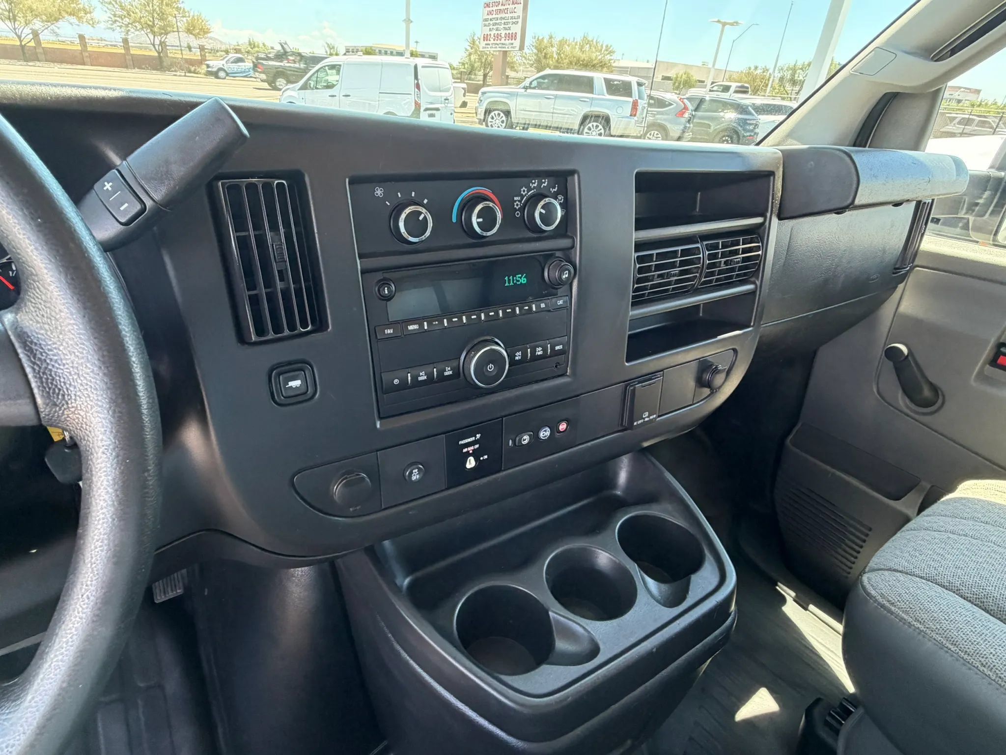 Used 2018 Chevrolet Express 3500 w/ Chrome Appearance Package RWD image 20