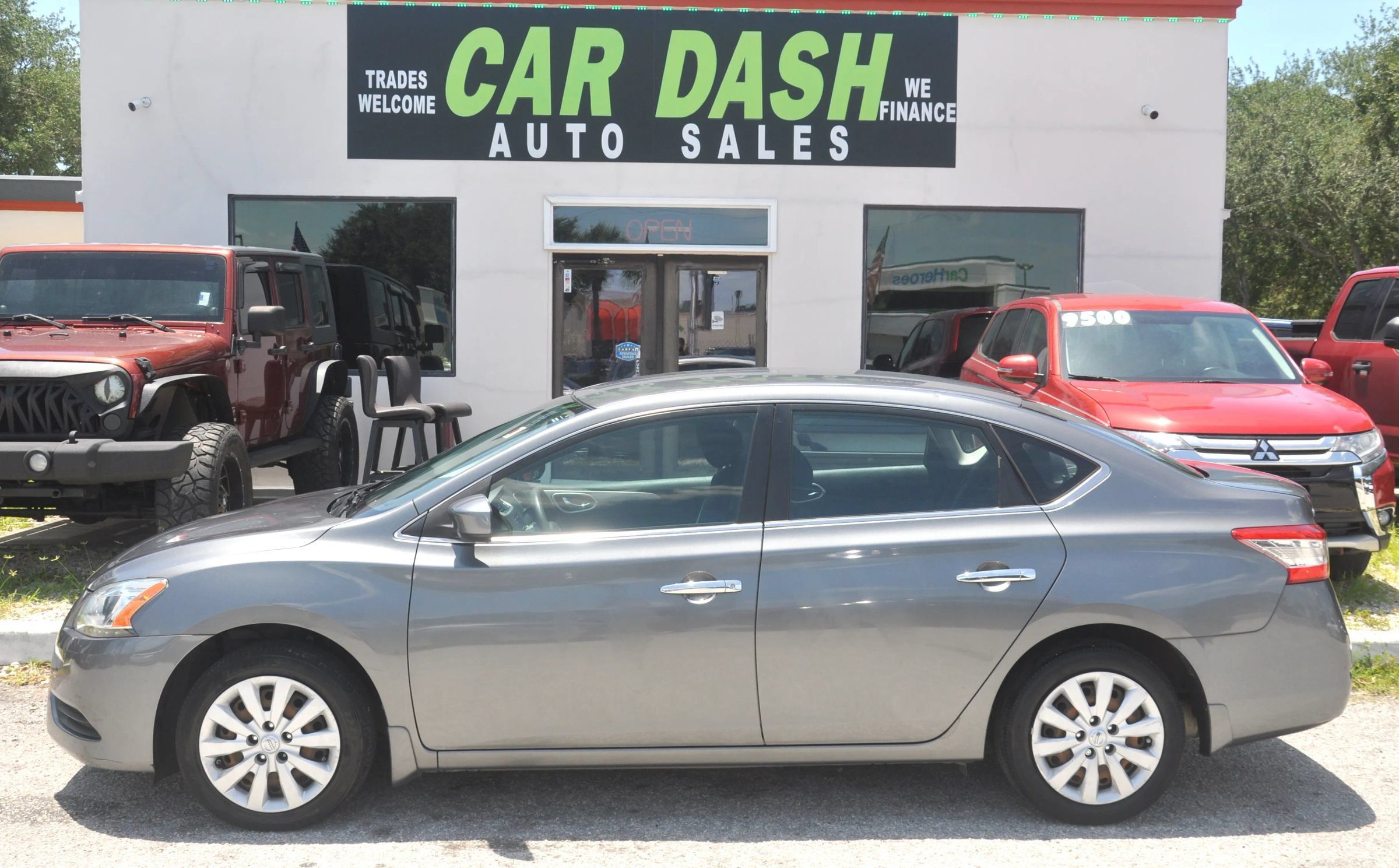 Used 2015 Nissan Sentra SV FWD image 7