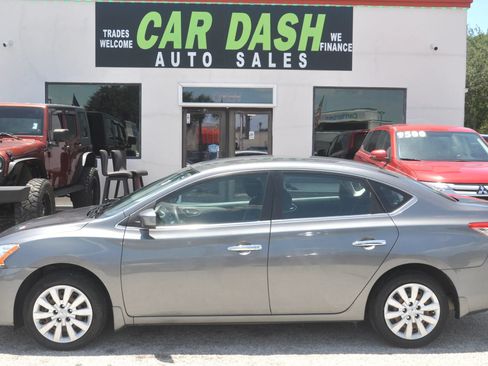 Used 2015 Nissan Sentra SV FWD image 7
