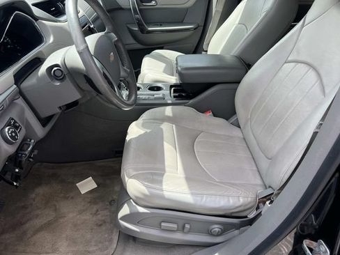 Used 2016 Chevrolet Traverse LTZ AWD/4WD image 18