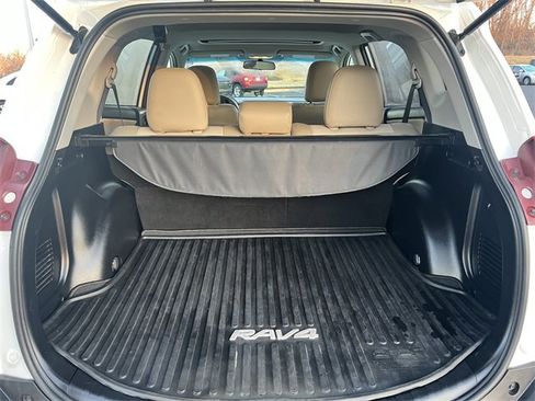 Used 2015 Toyota RAV4 XLE image 35
