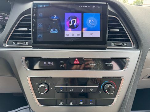 Used 2017 Hyundai Sonata SE FWD image 21