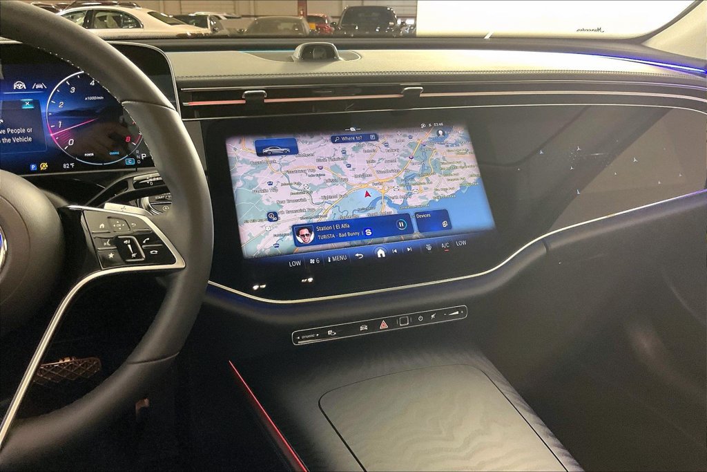 Used 2026 Mercedes-Benz E 350 4MATIC Sedan image 6