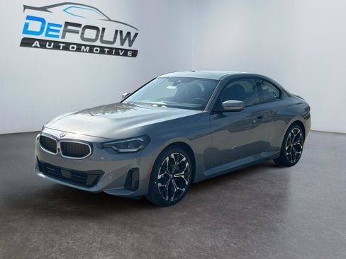 New 2025 BMW 230i xDrive Coupe w/ Convenience Package image 7