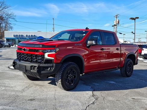 Certified 2024 Chevrolet Silverado 1500 ZR2 w/ ZR2 Bison Edition image 3