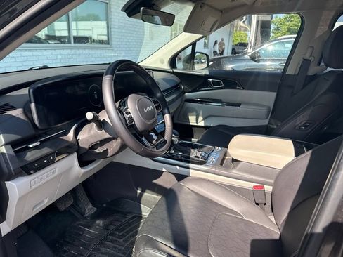 Used 2024 Kia Carnival SX FWD image 13