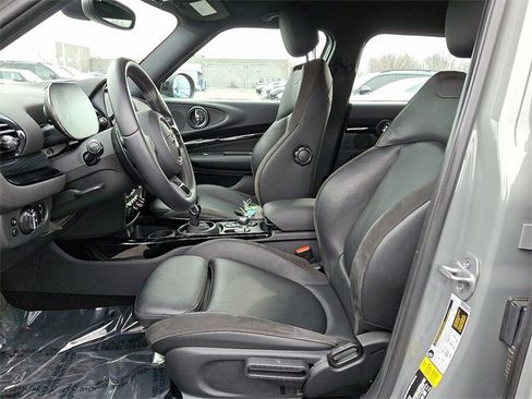 Certified 2023 MINI Cooper Clubman S w/ Signature Upholstery Package image 14