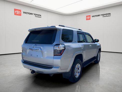 Used 2023 Toyota 4Runner SR5 Premium w/ Moonroof Package image 6