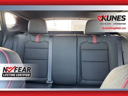 Used 2024 Chevrolet Trax RS w/ Sunroof Package image 34