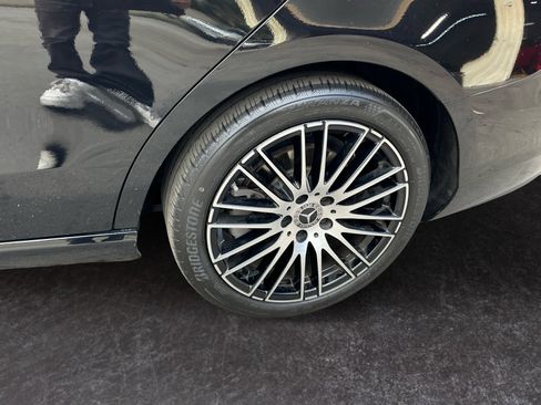 Used 2023 Mercedes-Benz C 300 Sedan image 9