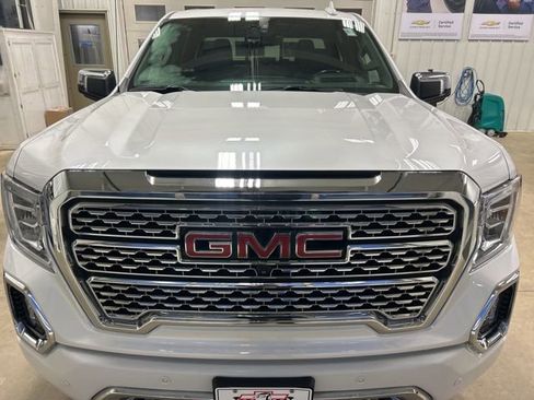 Used 2022 GMC Sierra 1500 Denali w/ Denali Reserve Package image 3