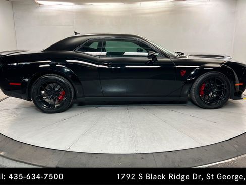 Used 2018 Dodge Challenger SRT Demon RWD image 6