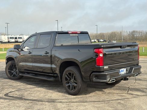 Used 2024 Chevrolet Silverado 1500 RST w/ Convenience Package II AWD/4WD image 2