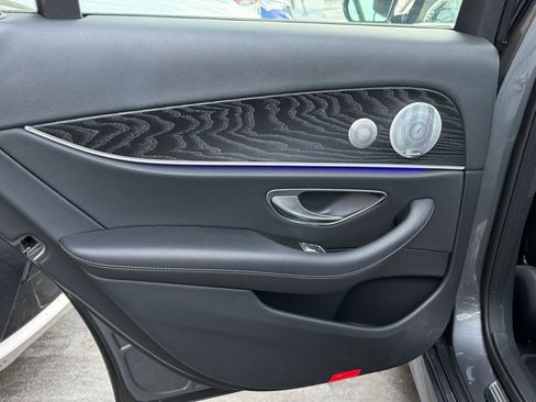 Certified 2020 Mercedes-Benz E 350 4MATIC Sedan image 23