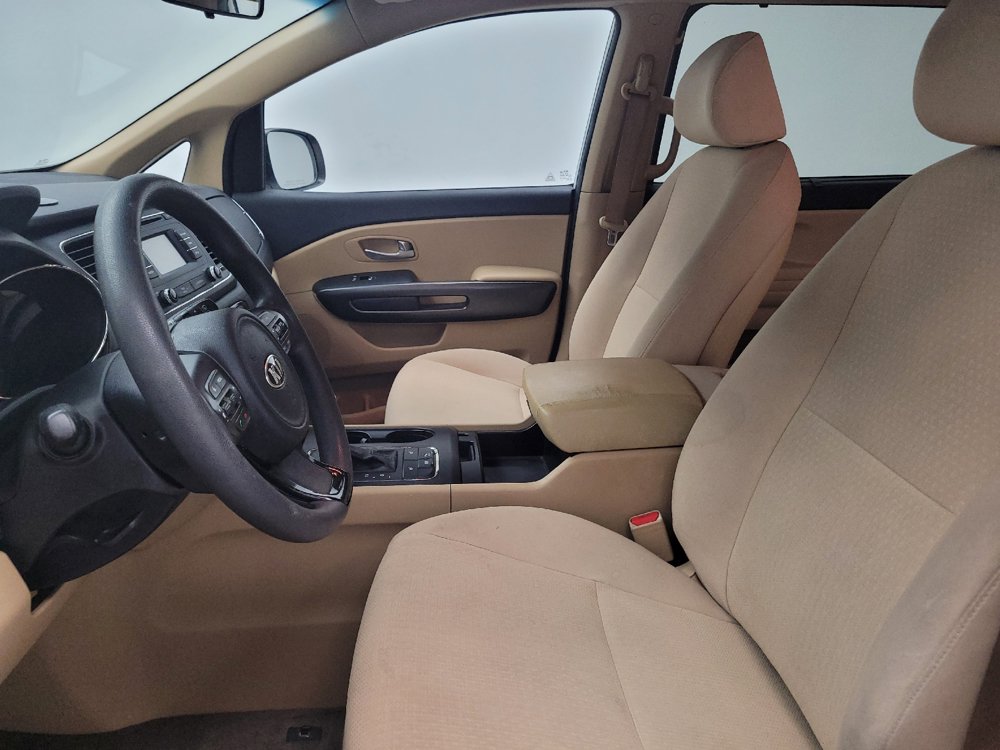 Used 2016 Kia Sedona LX w/ LX Convenience Package FWD image 17