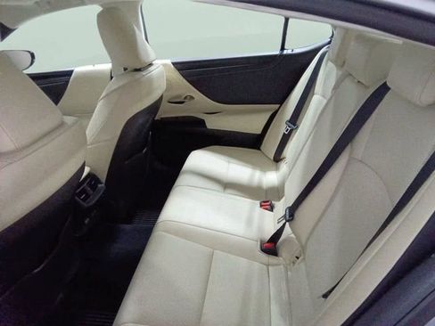 Used 2022 Lexus ES 250 w/ Premium Package image 24