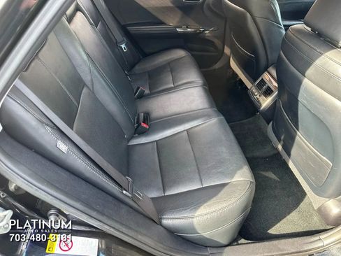 Used 2013 Toyota Avalon Limited image 16