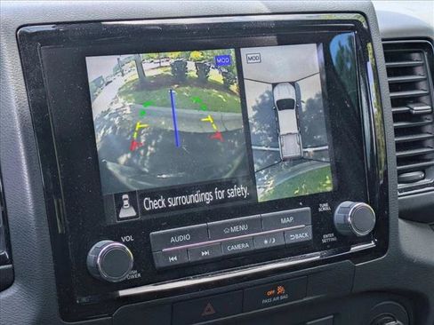 Used 2022 Nissan Frontier Pro-X RWD image 12