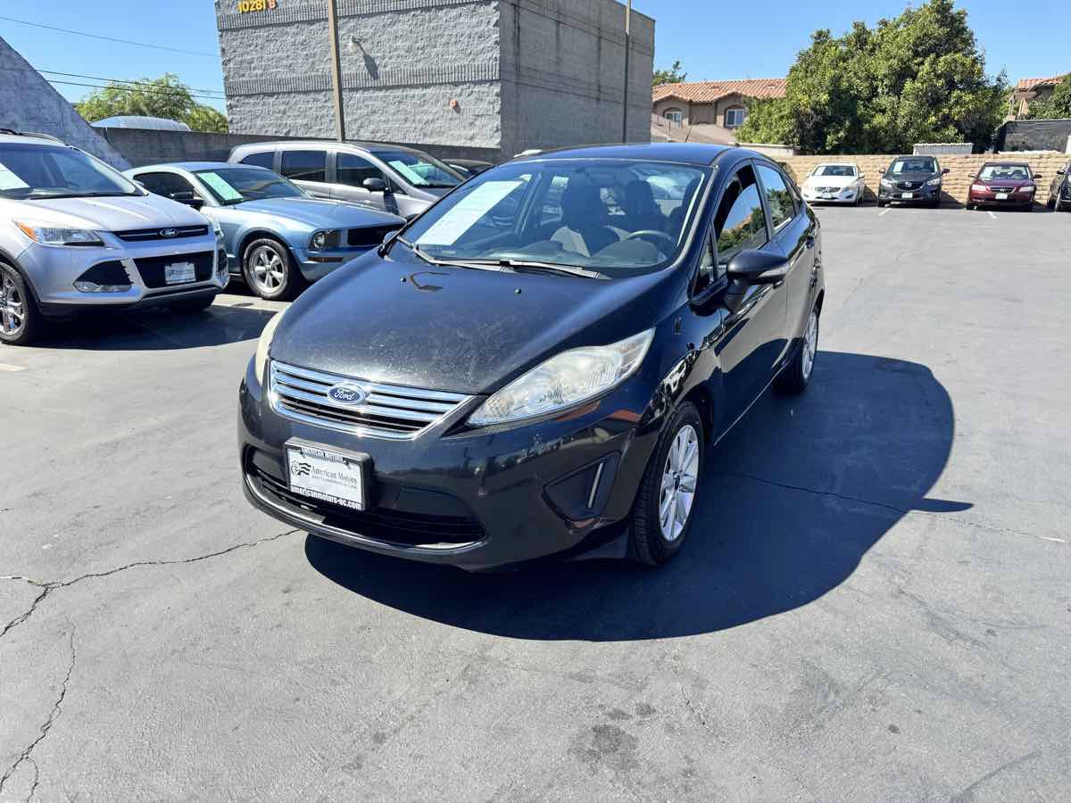 Used 2013 Ford Fiesta SE FWD image 12