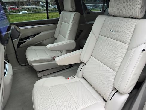 New 2026 Cadillac Escalade Platinum Sport image 19