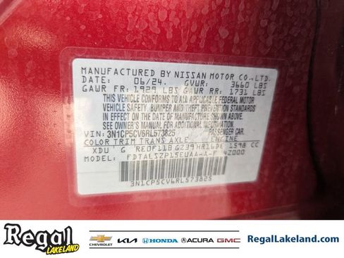 Used 2024 Nissan Kicks SV image 32