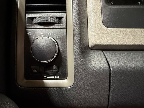 Used 2011 RAM 1500 ST w/ ST Popular Equipment Group RWD image 19
