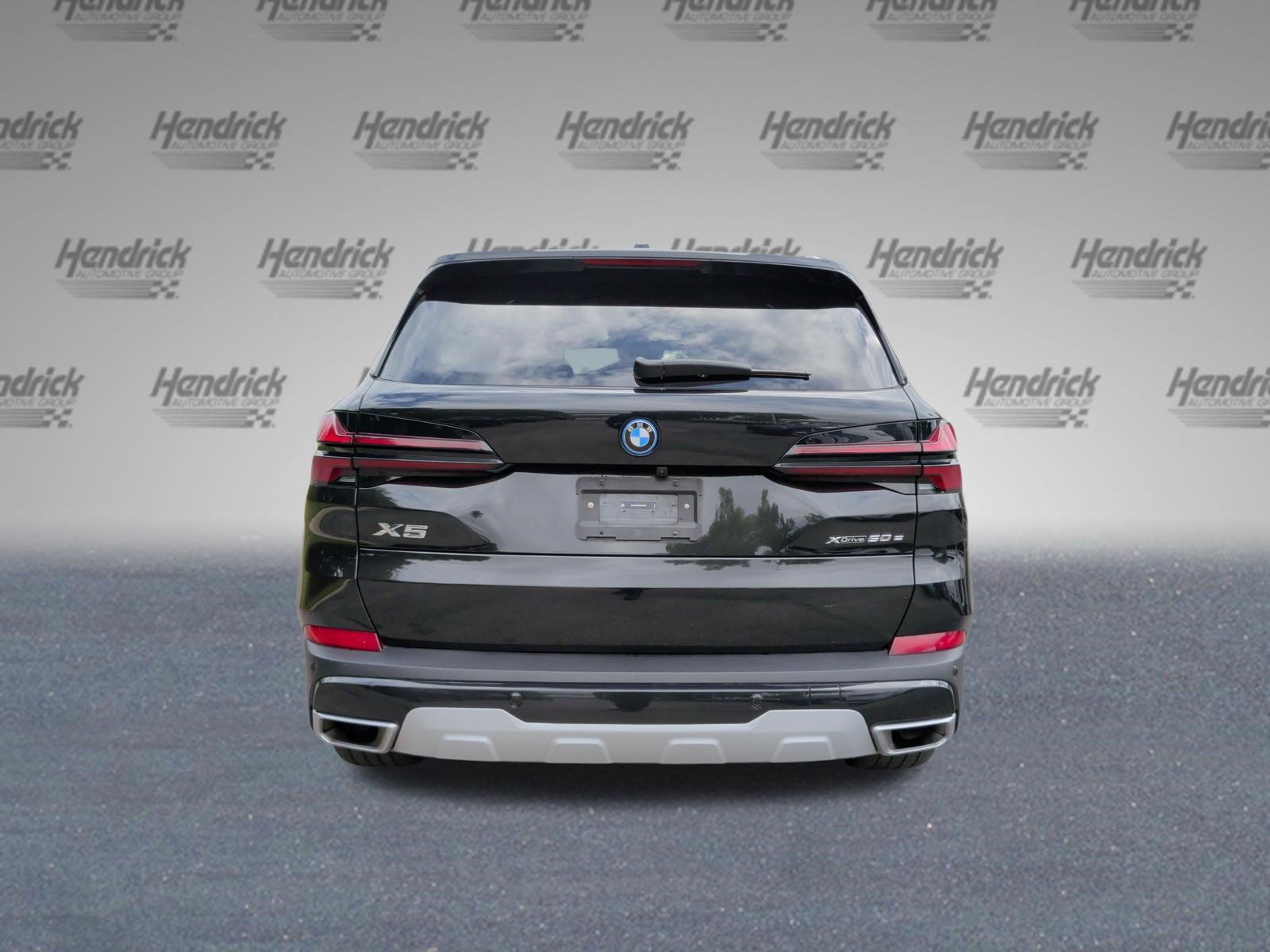 Used 2024 BMW X5 xDrive50e w/ Premium Package AWD/4WD image 8