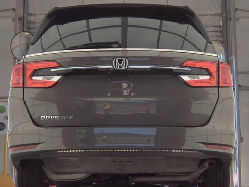 Used 2021 Honda Odyssey EX-L image 6