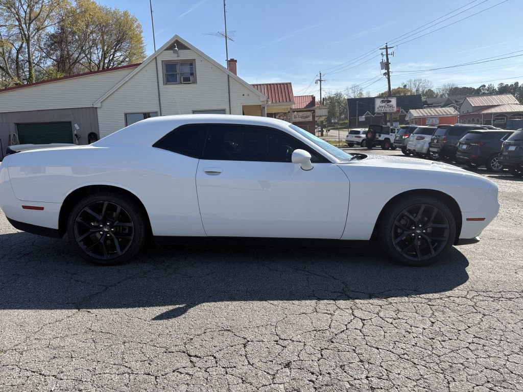 Used 2020 Dodge Challenger SXT w/ Blacktop Package RWD image 6